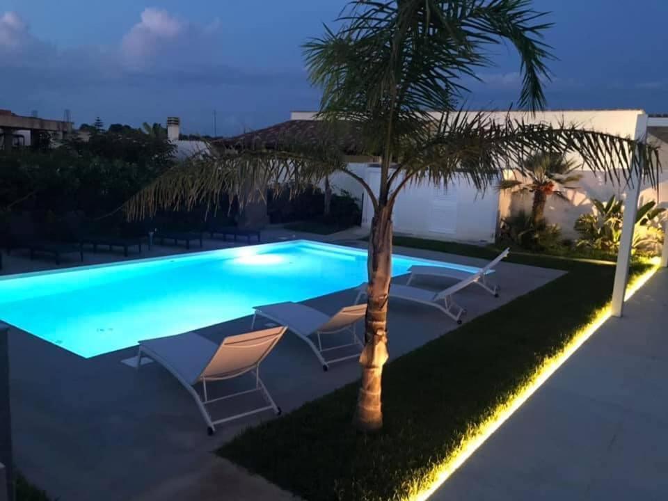 Villa White Luxury Residence مارسالا المظهر الخارجي الصورة