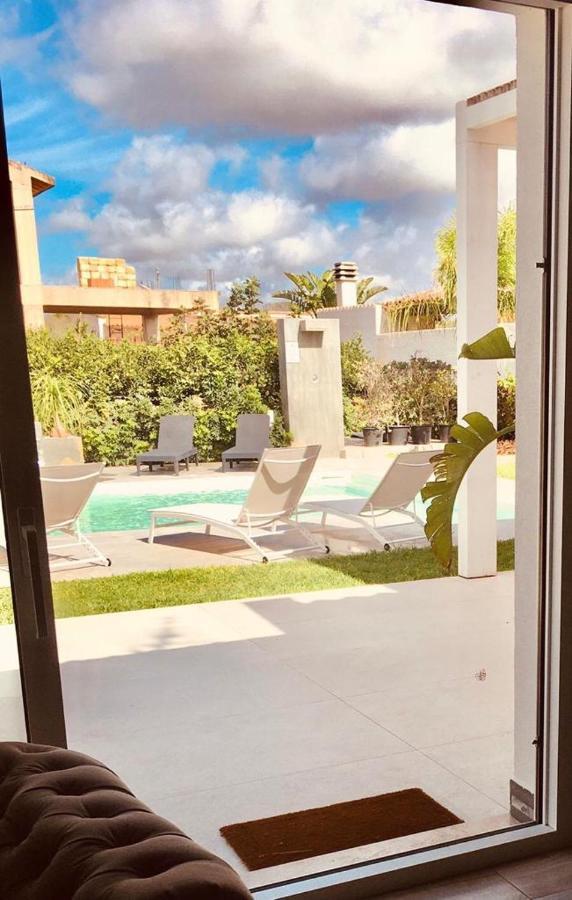 Villa White Luxury Residence مارسالا المظهر الخارجي الصورة