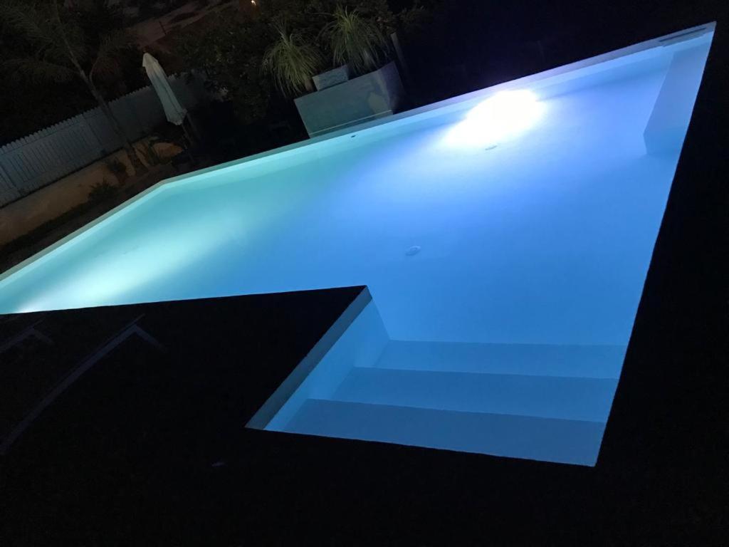 Villa White Luxury Residence مارسالا المظهر الخارجي الصورة